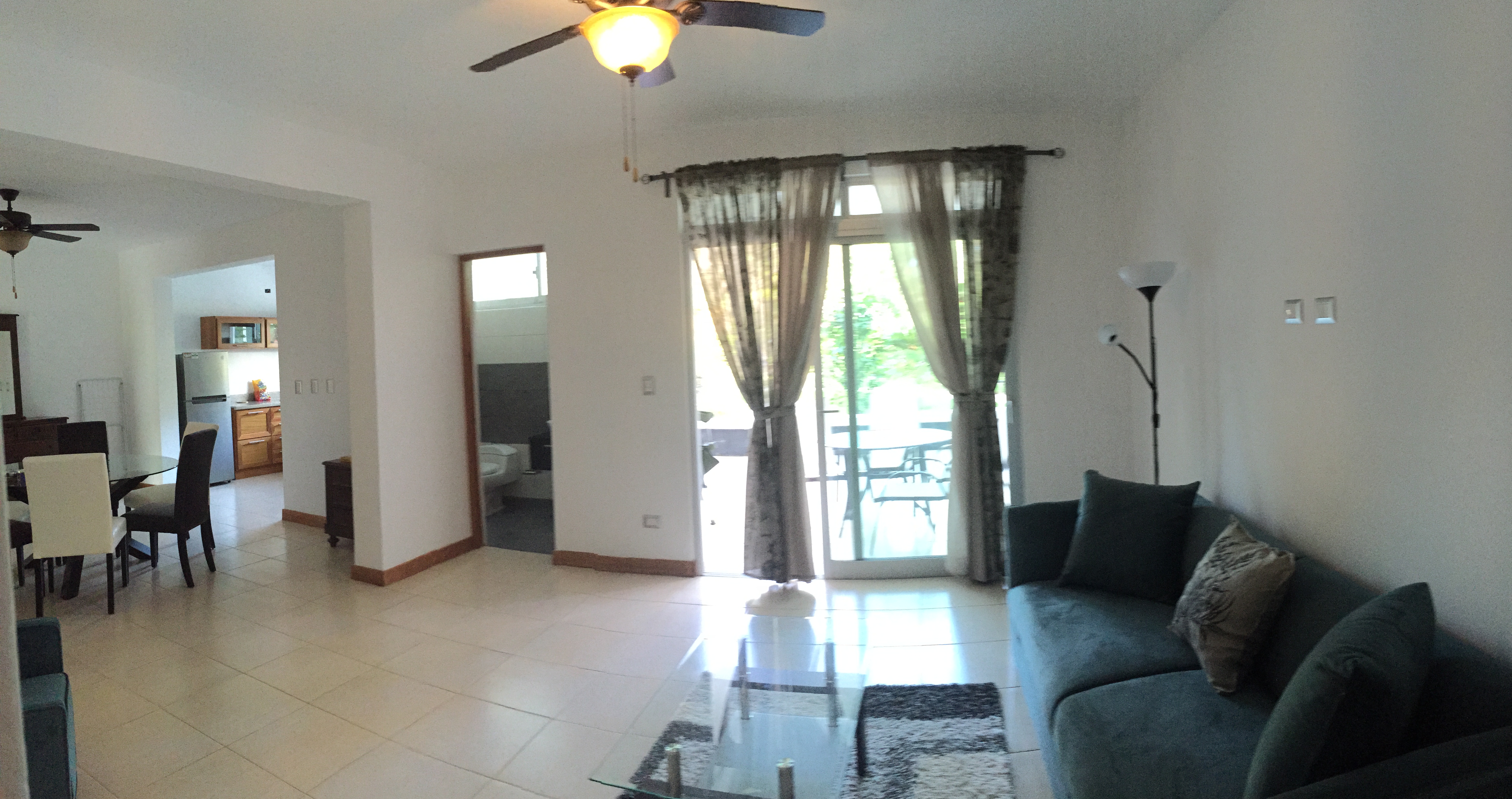 Ocean Rocks apartment H1 photo 3