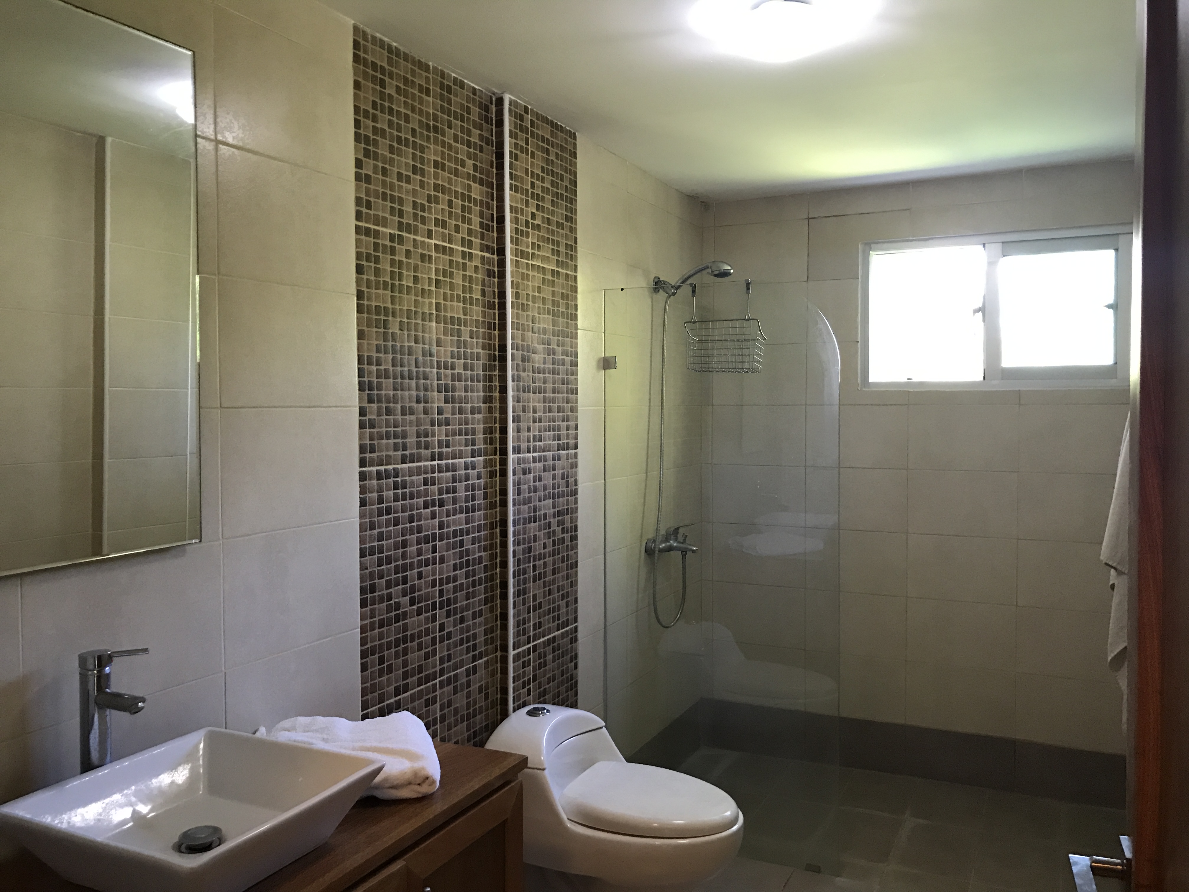 Ocean Rocks apartment H3