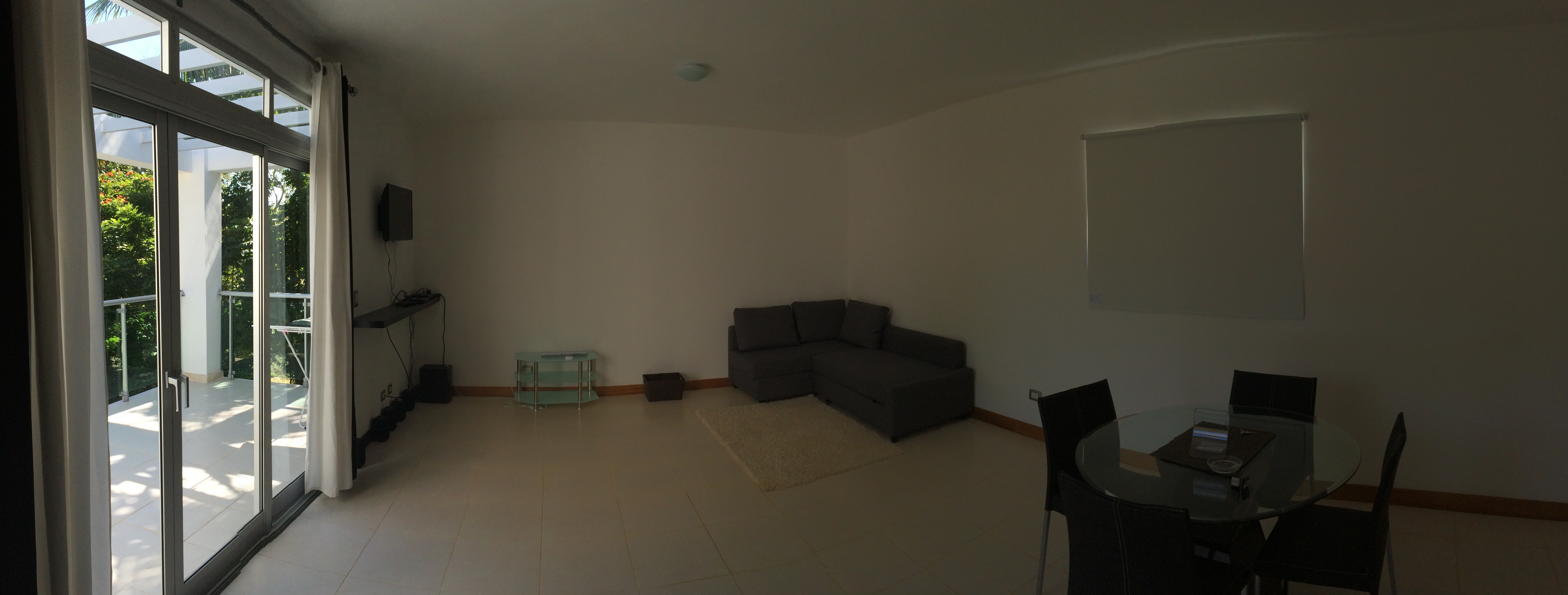 Ocean Rocks apartment H4 photo 4