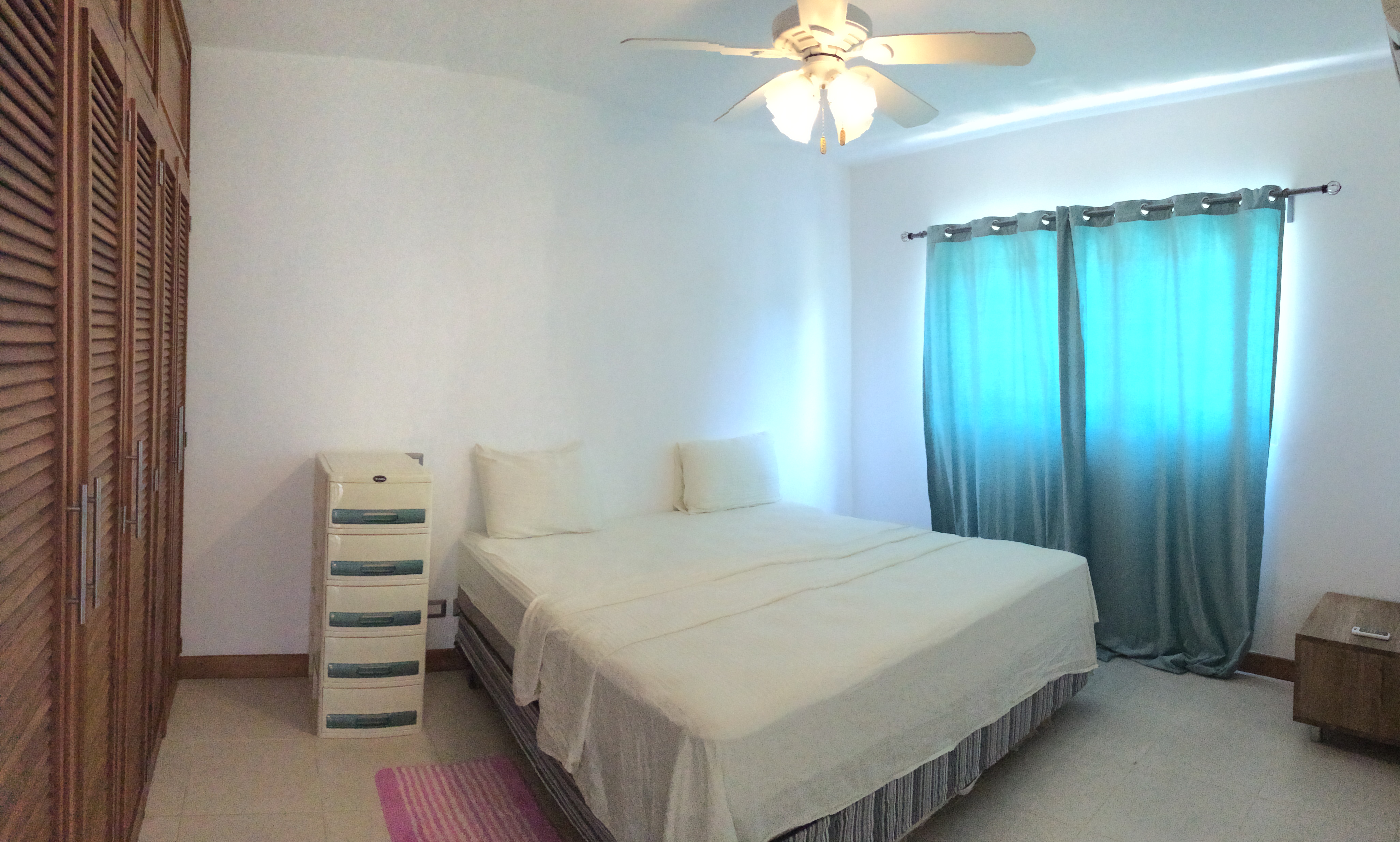 Ocean Rocks apartment H4 photo 7