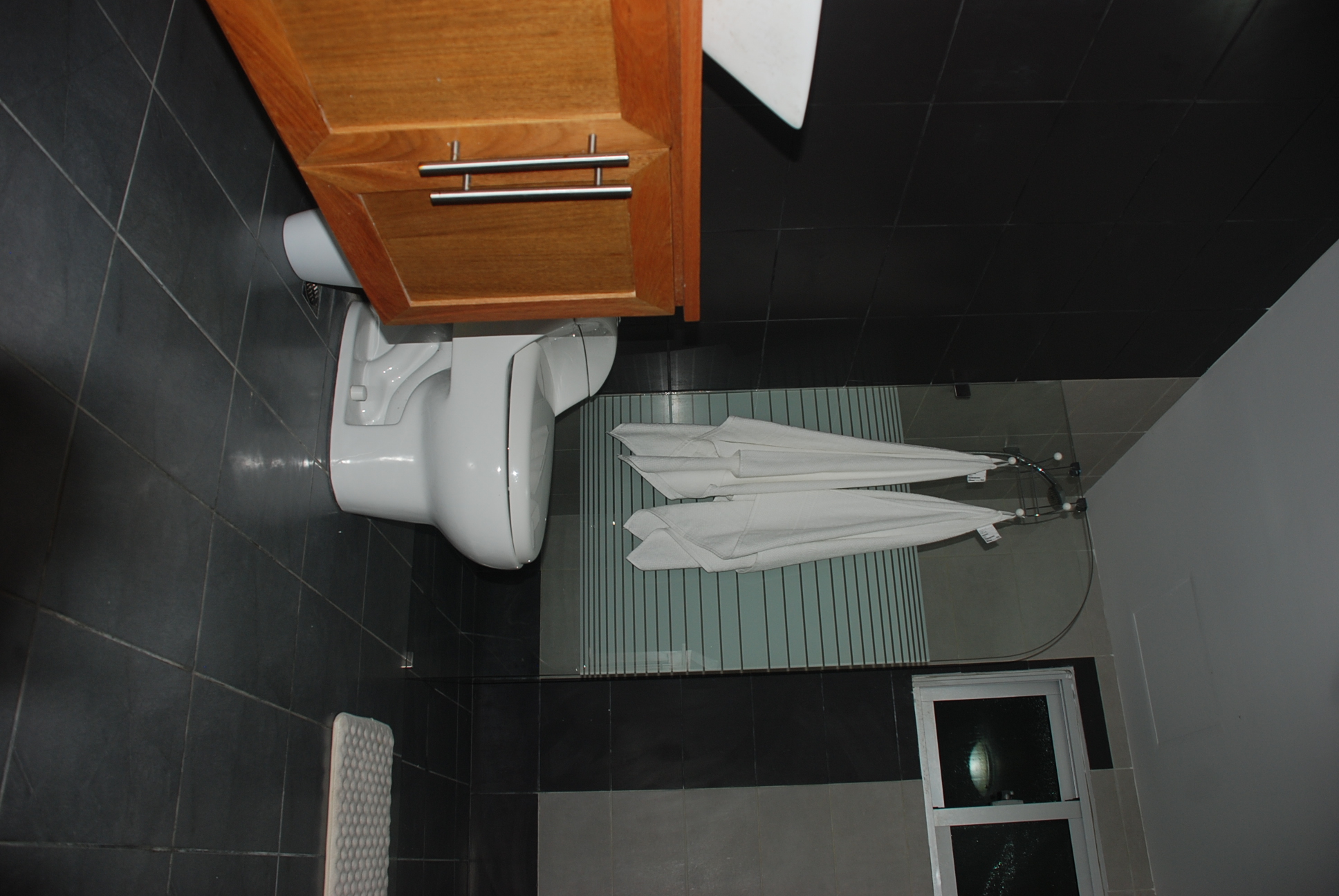 Ocean Rocks apartment I2 photo 13