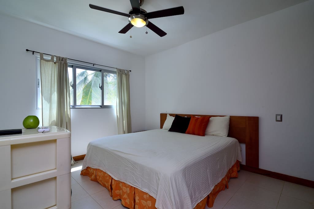 Ocean Rocks apartment I4 photo 8